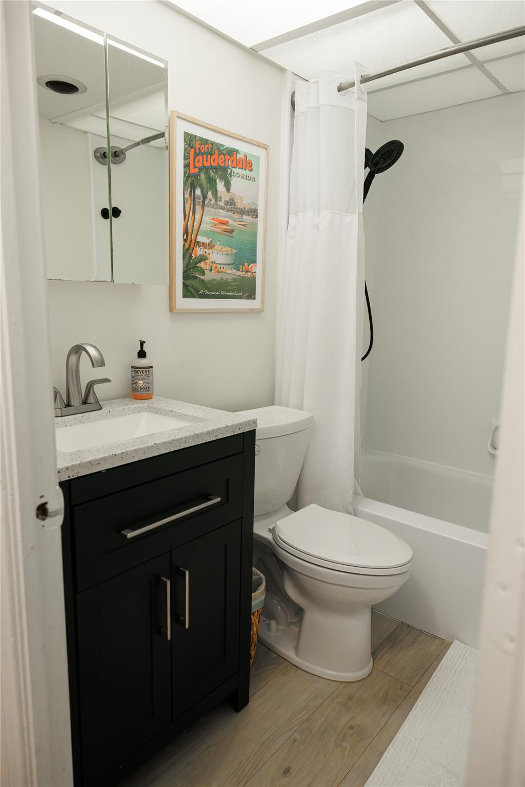 1777 SE 15th #404 Fort Lauderdale, FL 33316