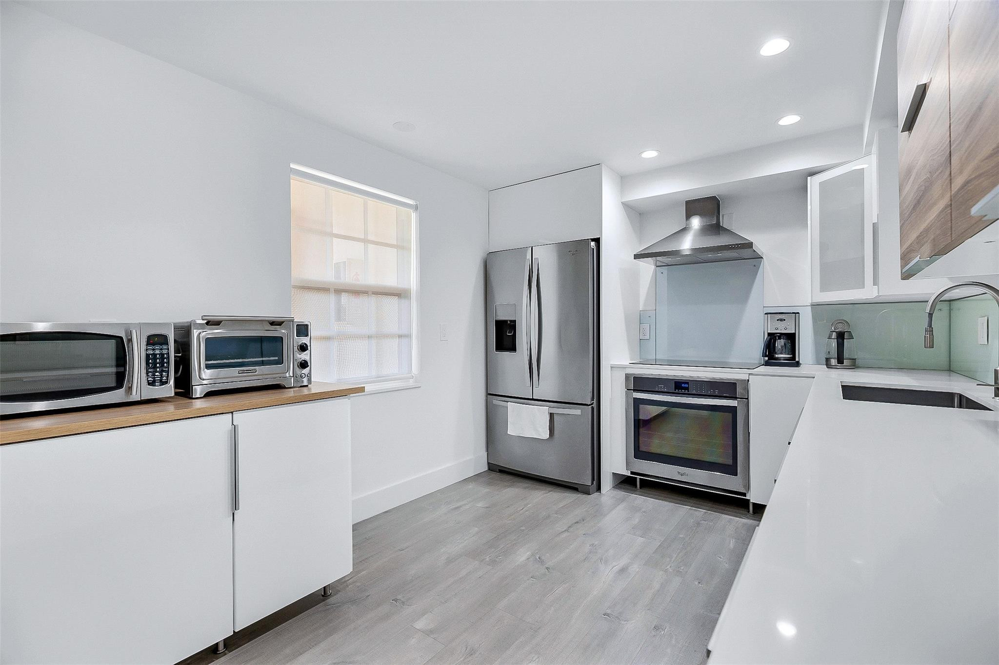 3611 Oaks Clubhouse #203