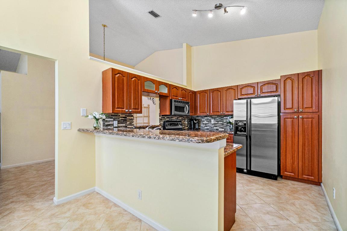 8918 SE Riverfront Ter Jupiter, FL 33469