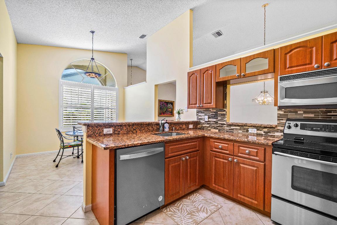 8918 SE Riverfront Ter Jupiter, FL 33469