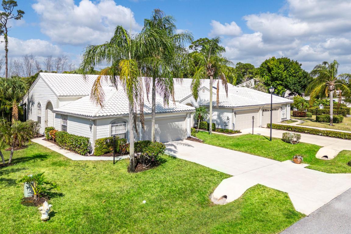 8918 SE Riverfront Ter Jupiter, FL 33469