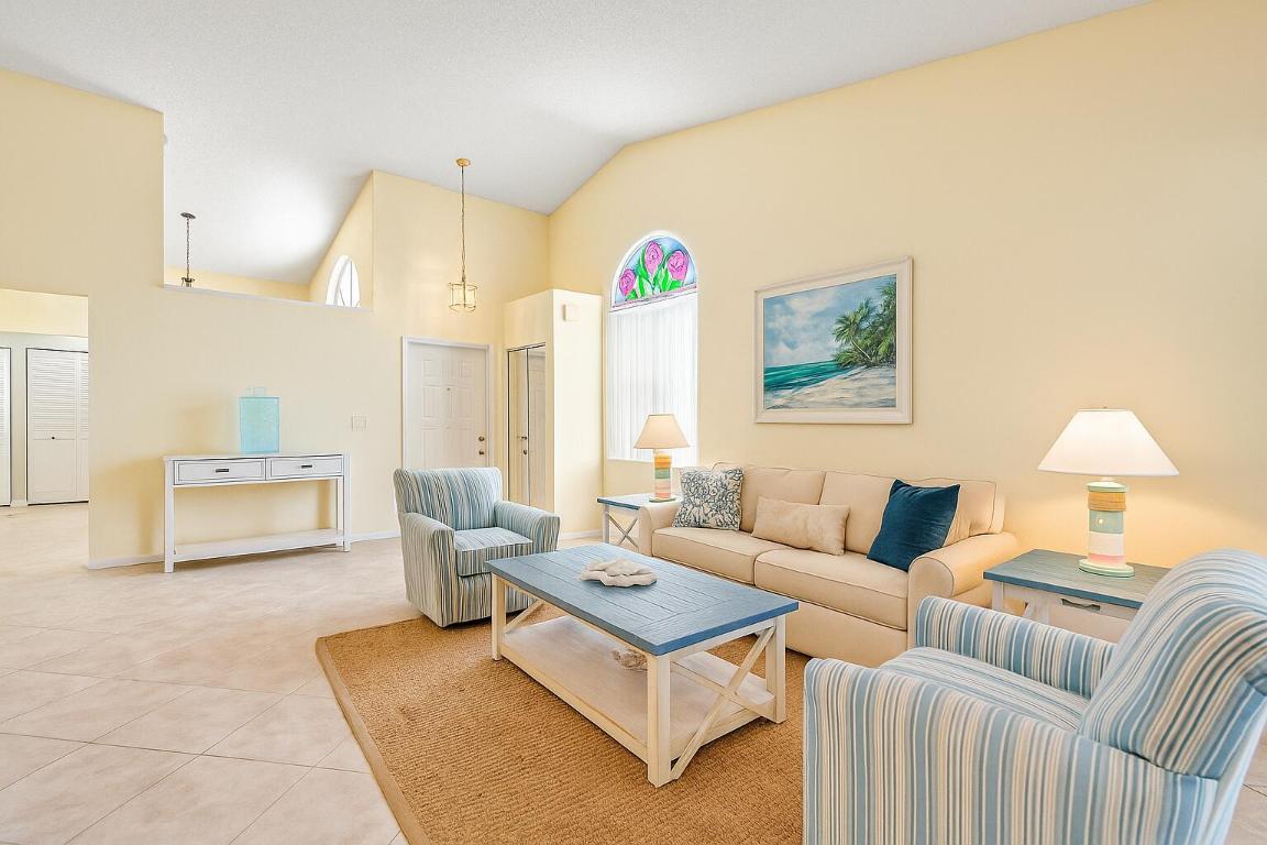 8918 SE Riverfront Ter Jupiter, FL 33469