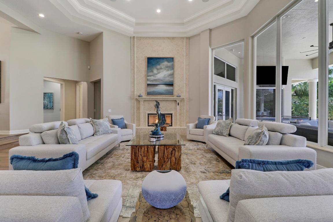 18808 SE Windward Is Ln Jupiter, FL 33458