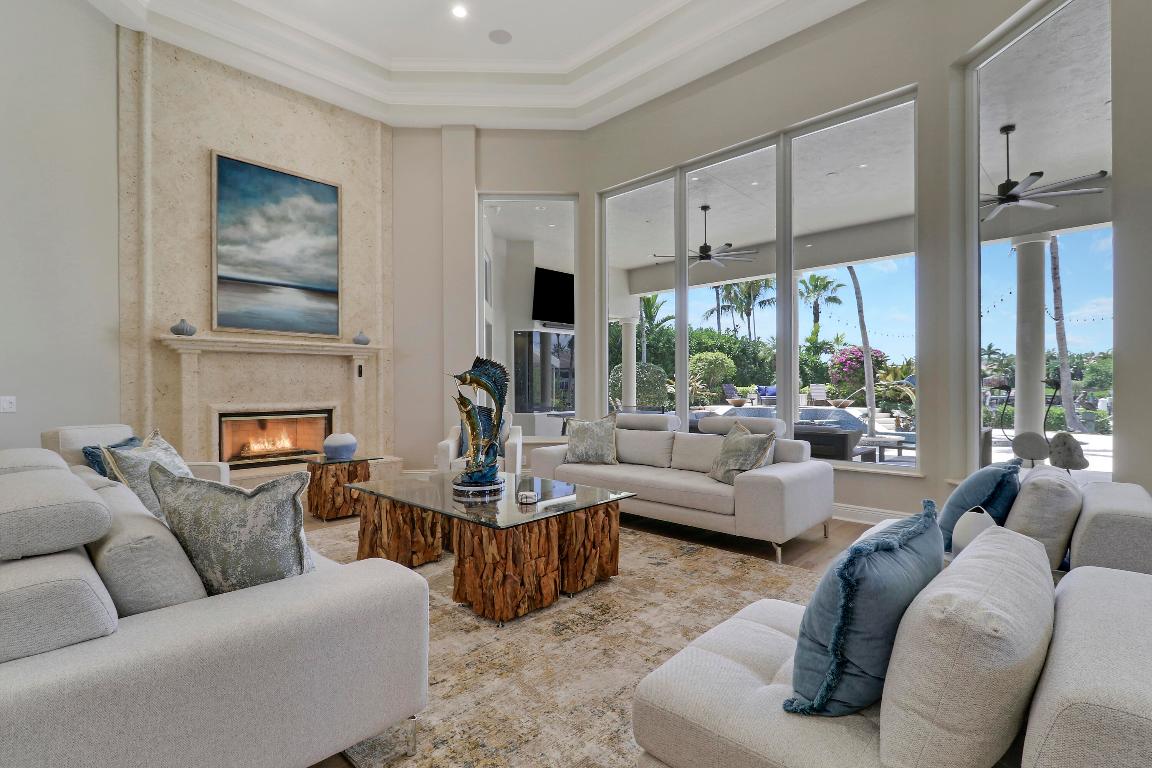 18808 SE Windward Is Ln Jupiter, FL 33458