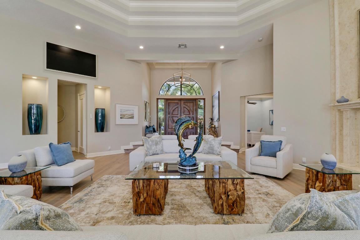 18808 SE Windward Is Ln Jupiter, FL 33458