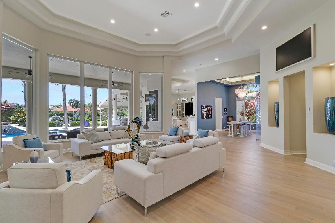 18808 SE Windward Is Ln Jupiter, FL 33458