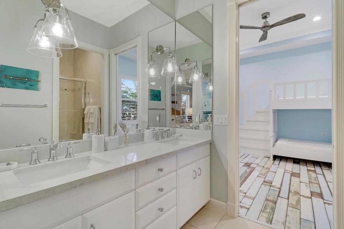 18808 SE Windward Is Ln Jupiter, FL 33458