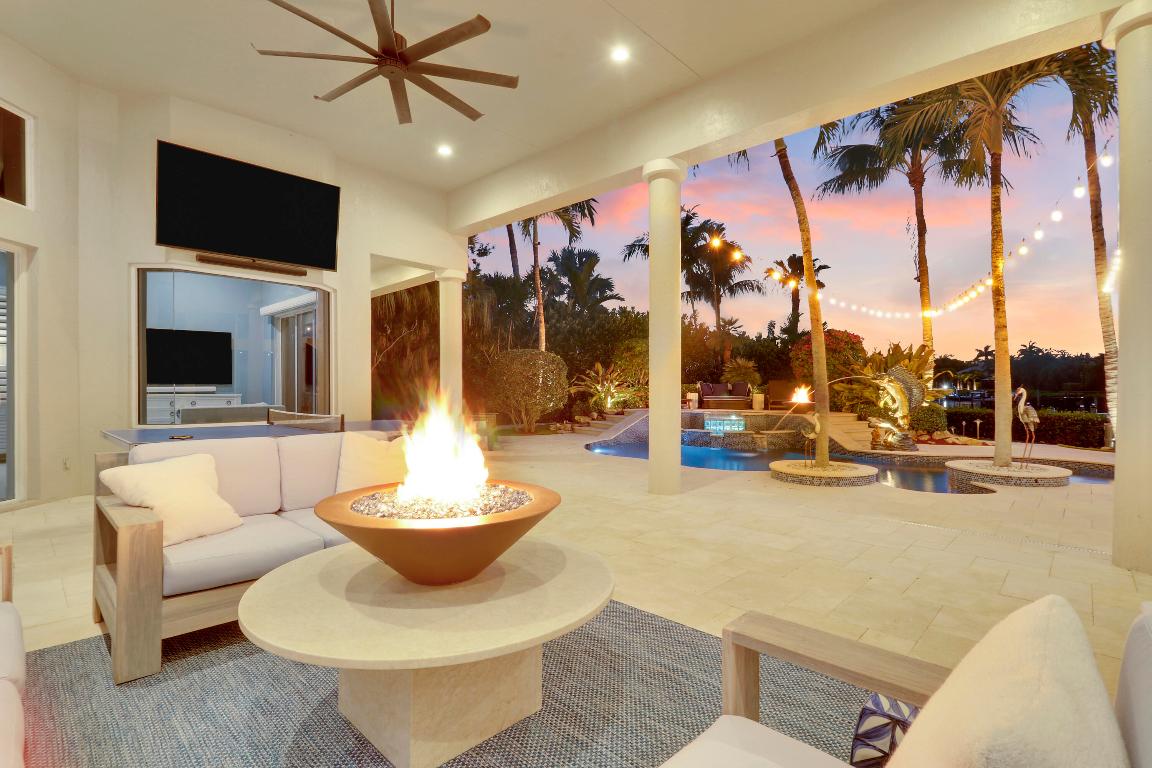 18808 SE Windward Is Ln Jupiter, FL 33458