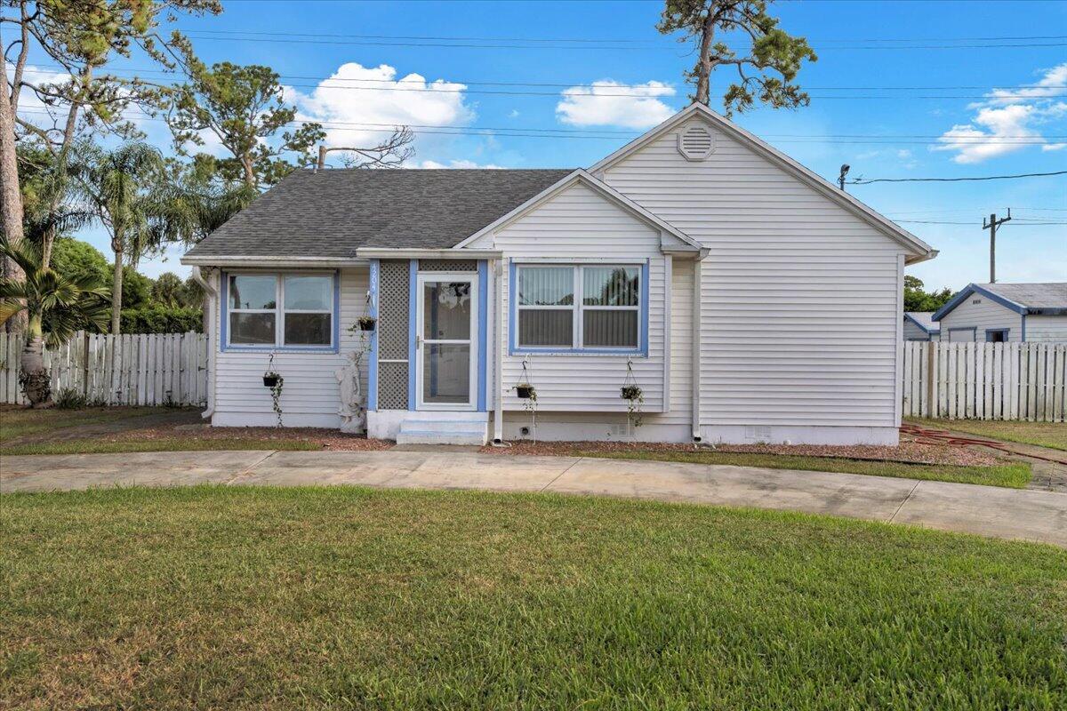 4204 George Ln