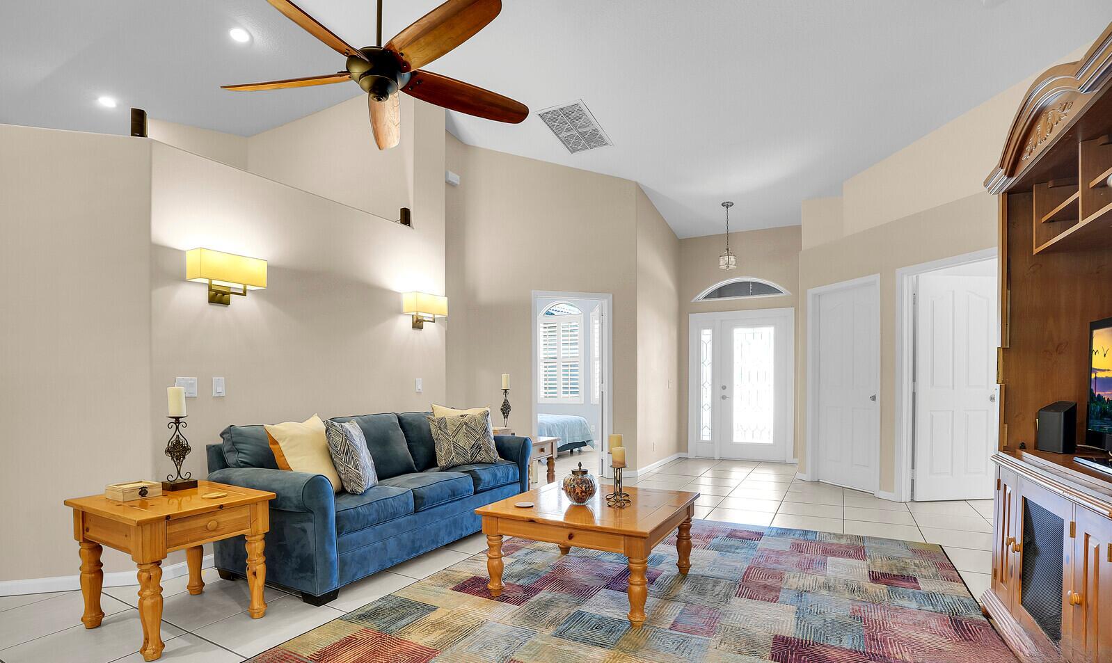 474 Otter Ln Jupiter, FL 33458