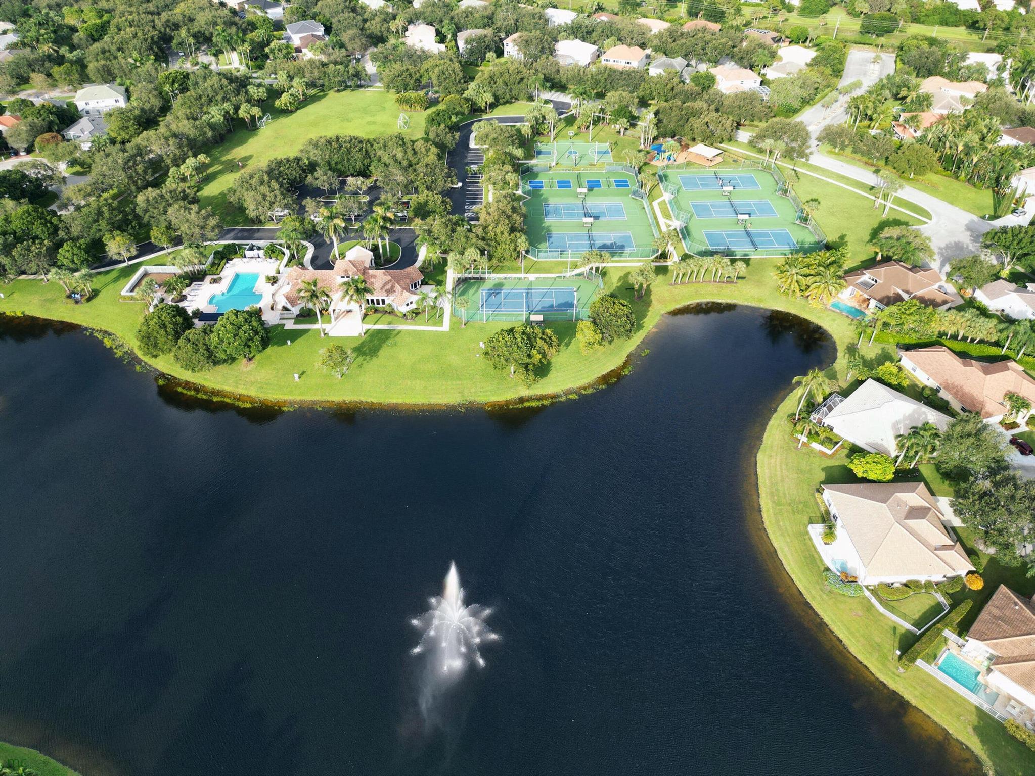 474 Otter Ln Jupiter, FL 33458