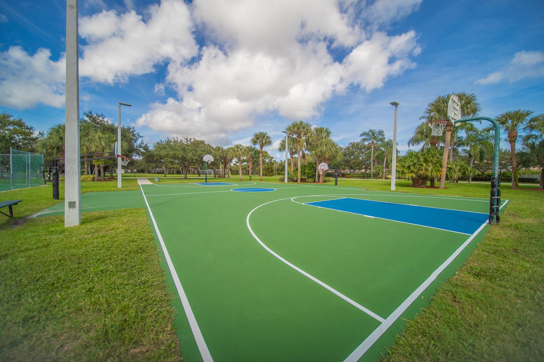 474 Otter Ln Jupiter, FL 33458