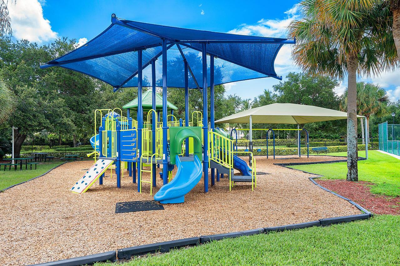 474 Otter Ln Jupiter, FL 33458