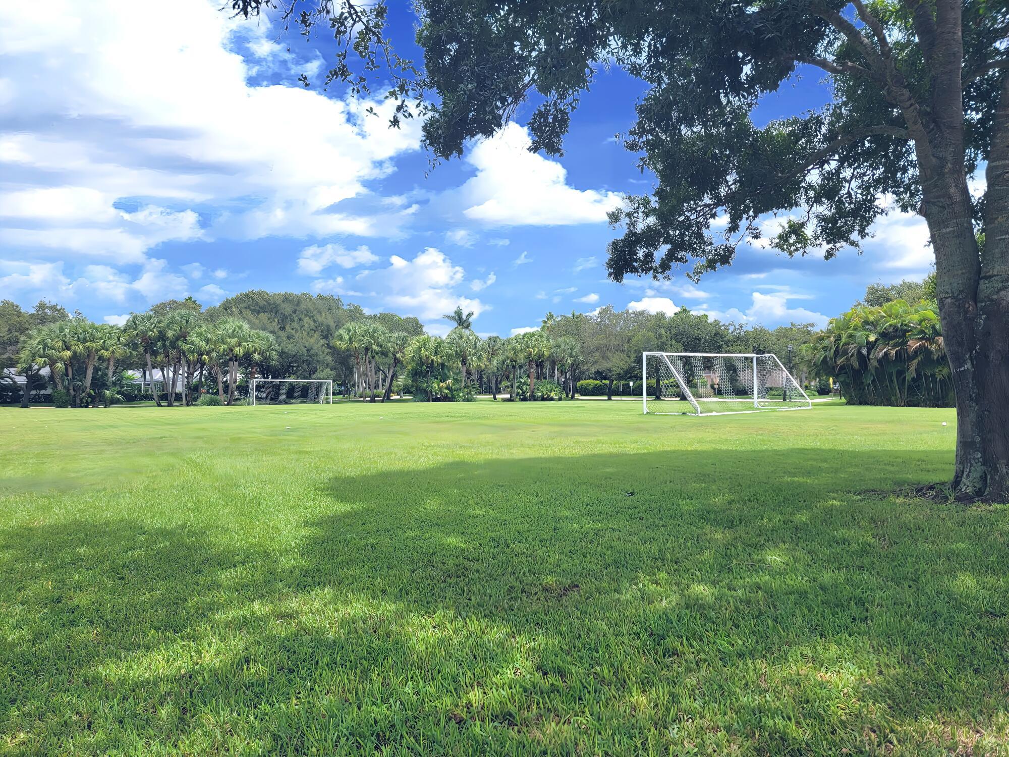 474 Otter Ln Jupiter, FL 33458