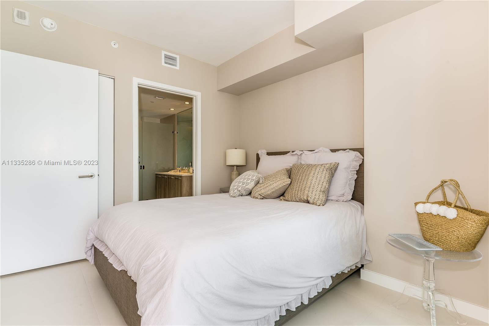 image Paraiso Bayviews Condo12