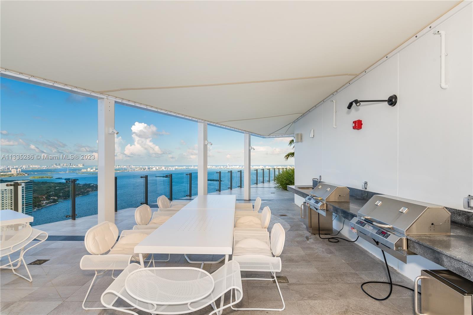 image Paraiso Bayviews Condo17