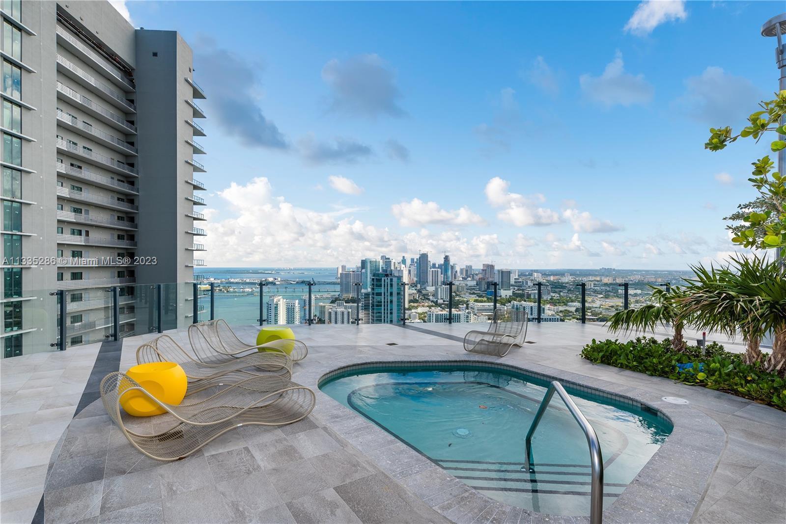 image Paraiso Bayviews Condo21