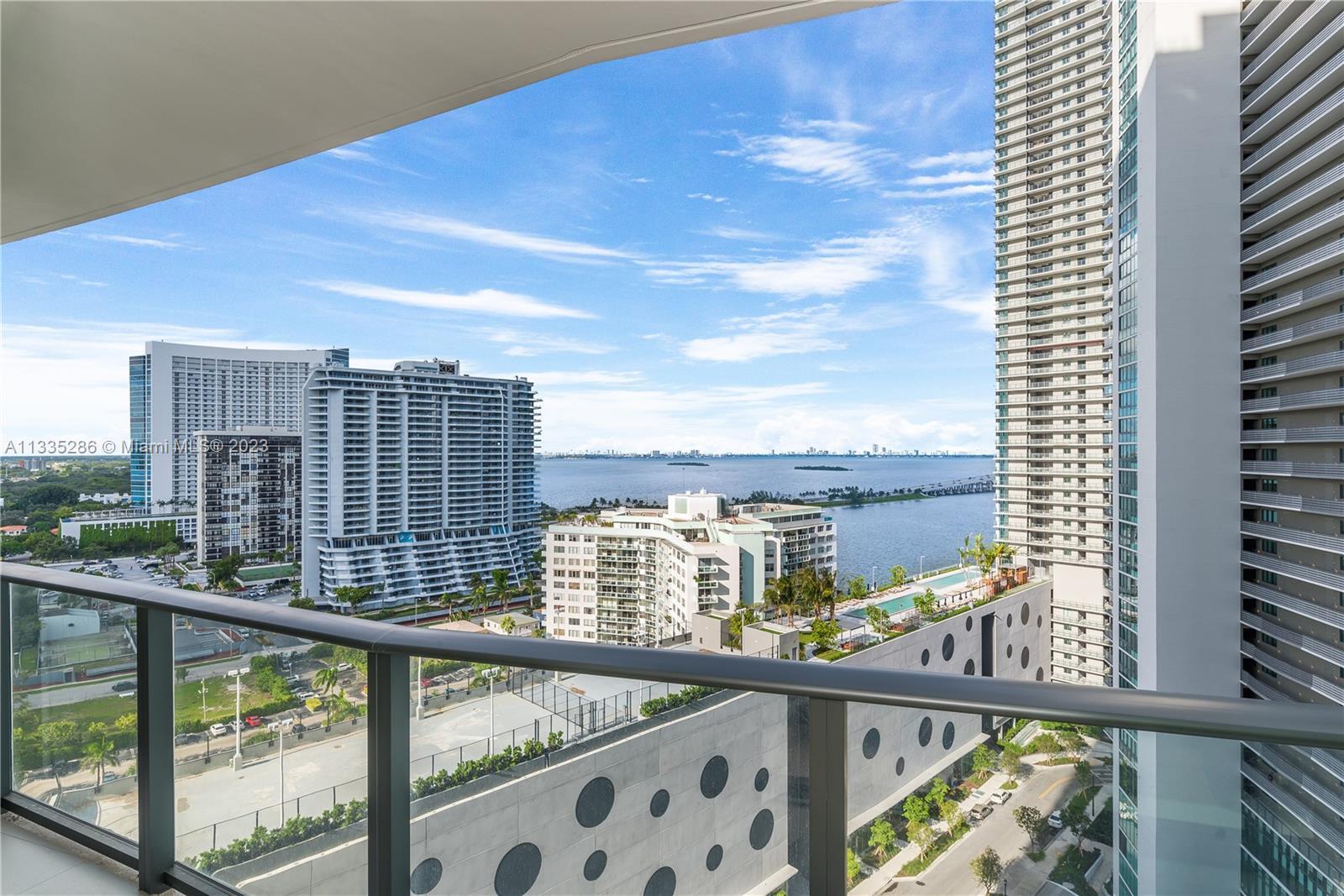 image Paraiso Bayviews Condo3