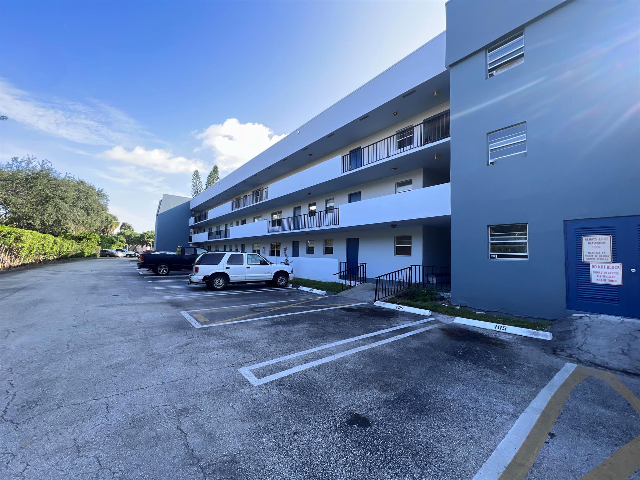 1630 Embassy Dr #306,West Palm Beach, FL 33401