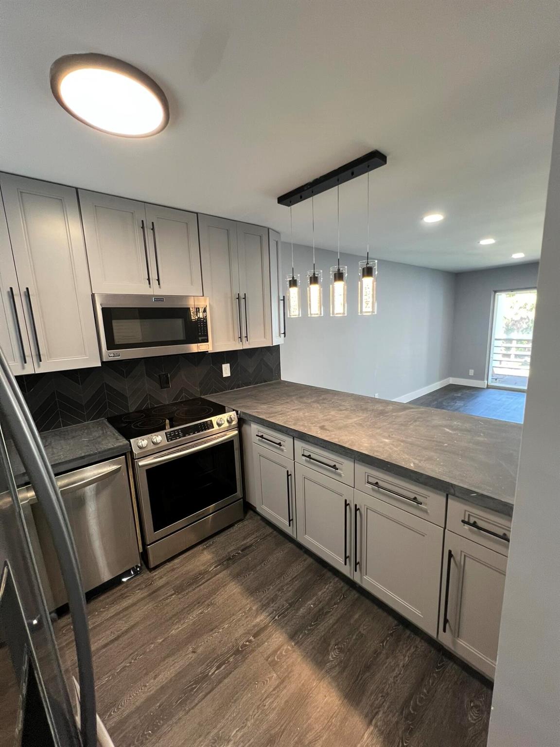 1630 Embassy Dr #306,West Palm Beach, FL 33401