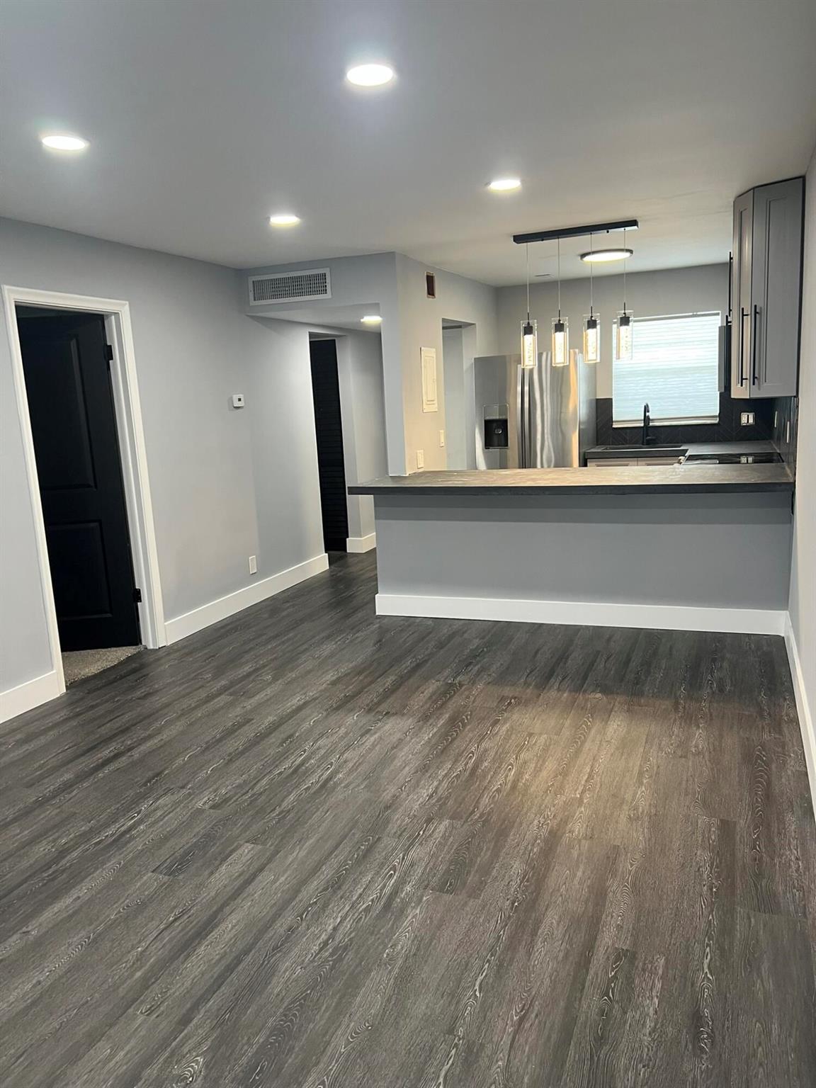 1630 Embassy Dr #306,West Palm Beach, FL 33401