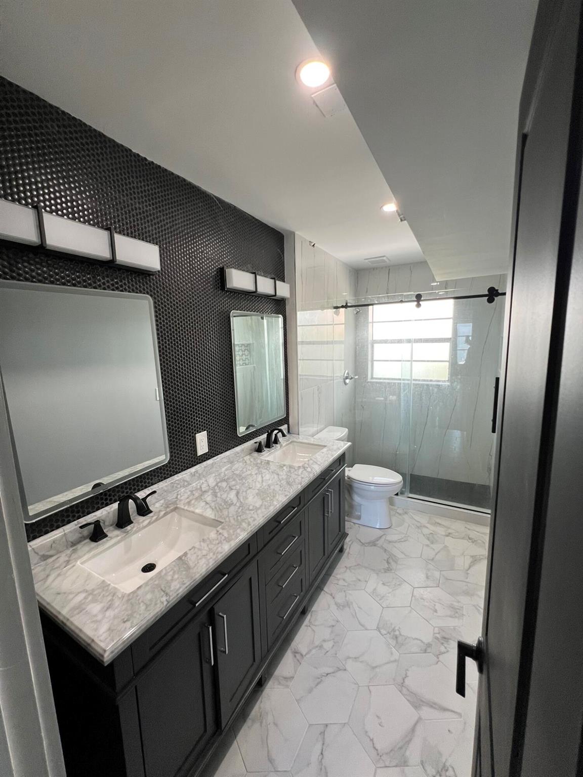 1630 Embassy Dr #306,West Palm Beach, FL 33401