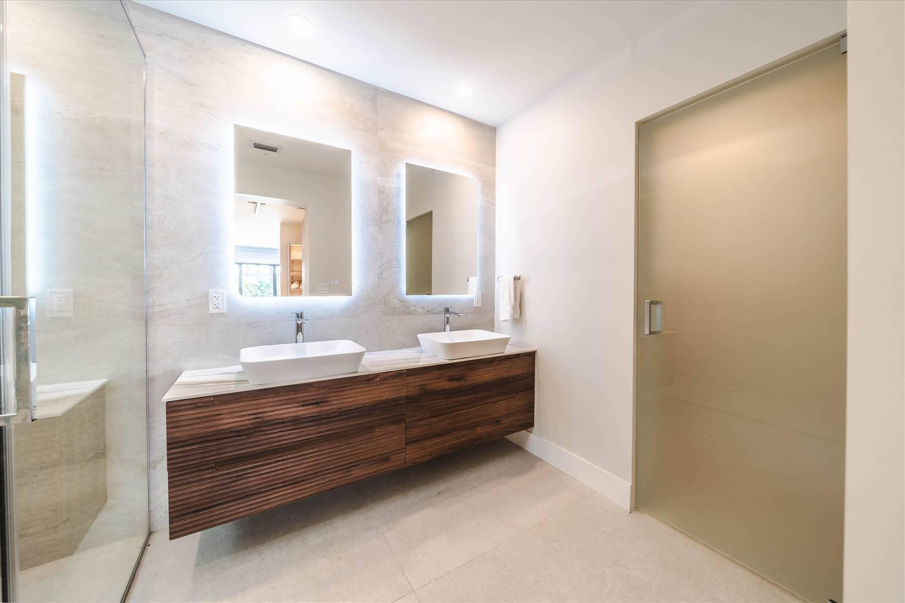 7610 Bayside Ln Miami Beach, FL 33141