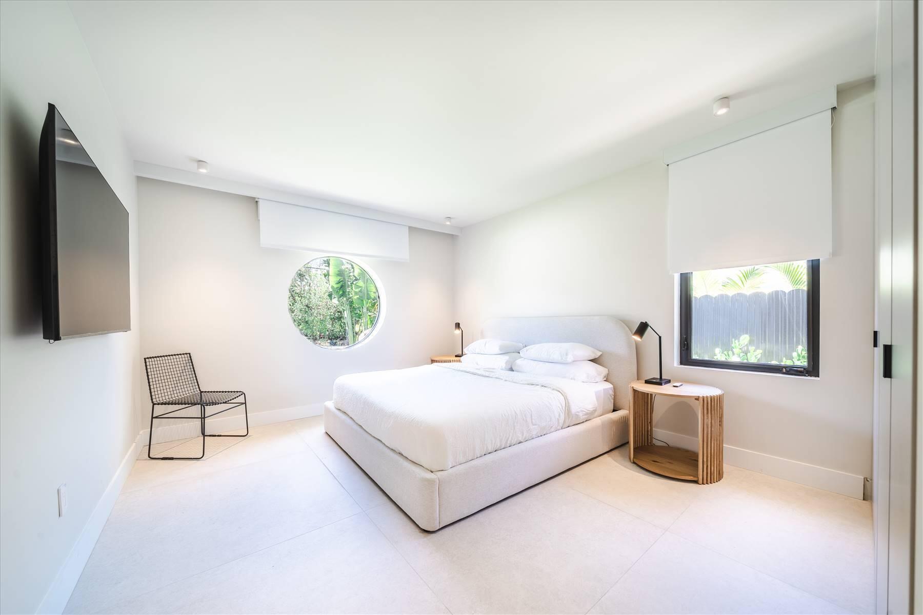 7610 Bayside Ln Miami Beach, FL 33141