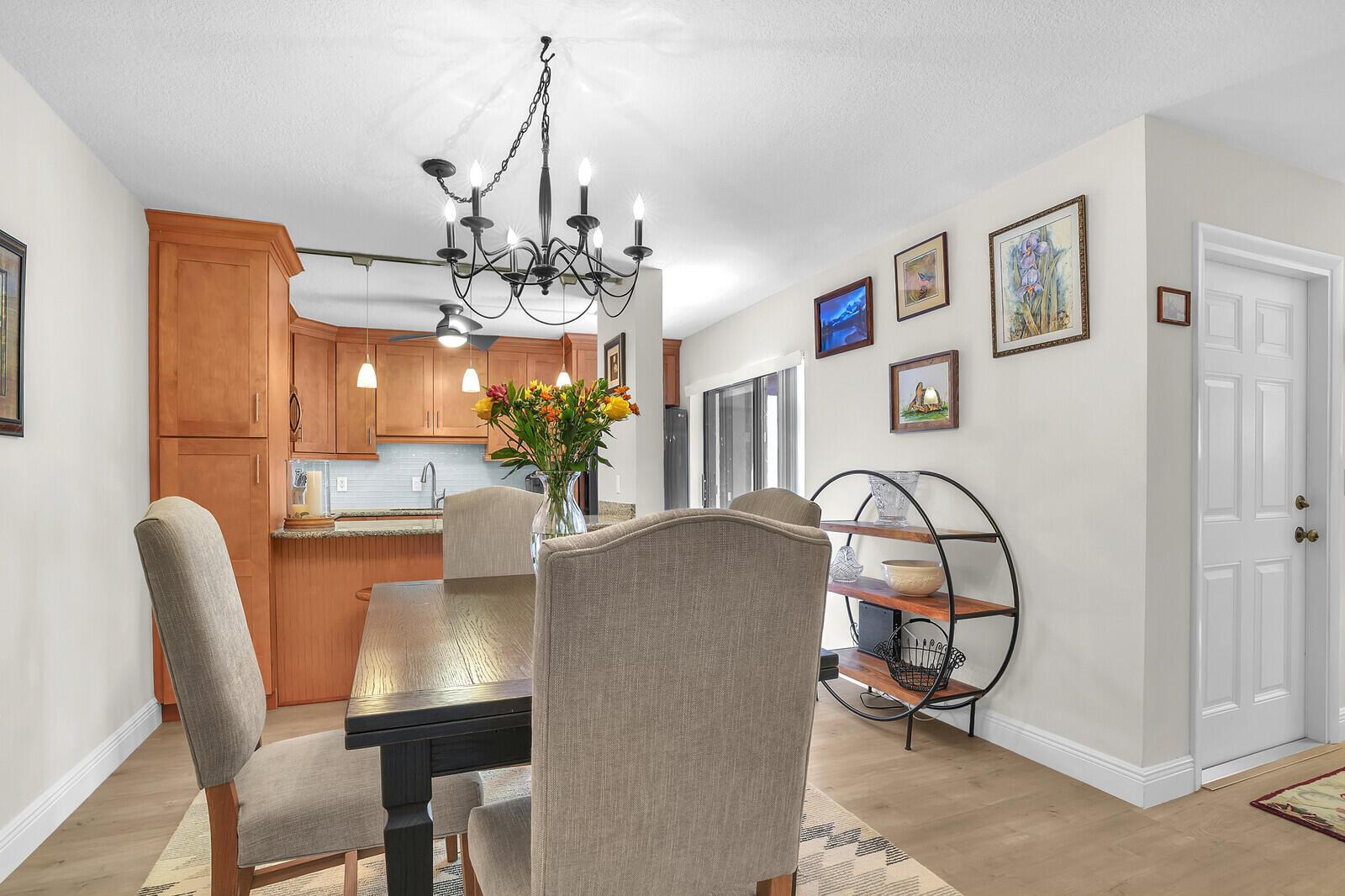 825 Center St #14a Jupiter, FL 33458