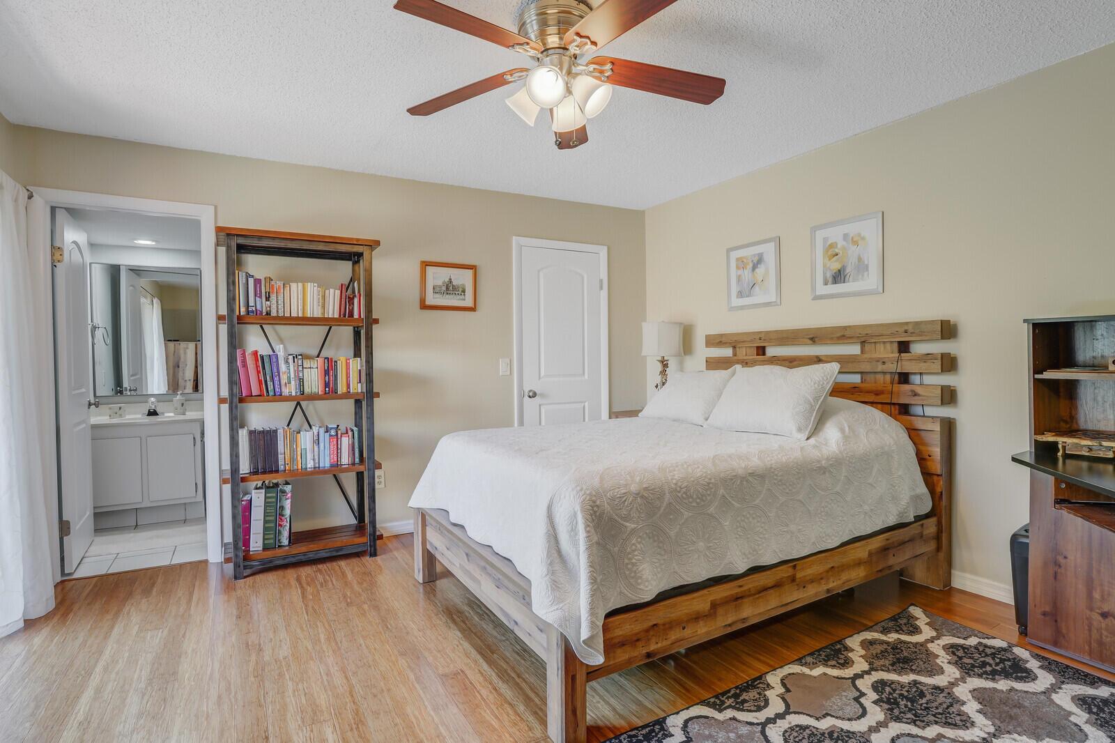 825 Center St #14a Jupiter, FL 33458