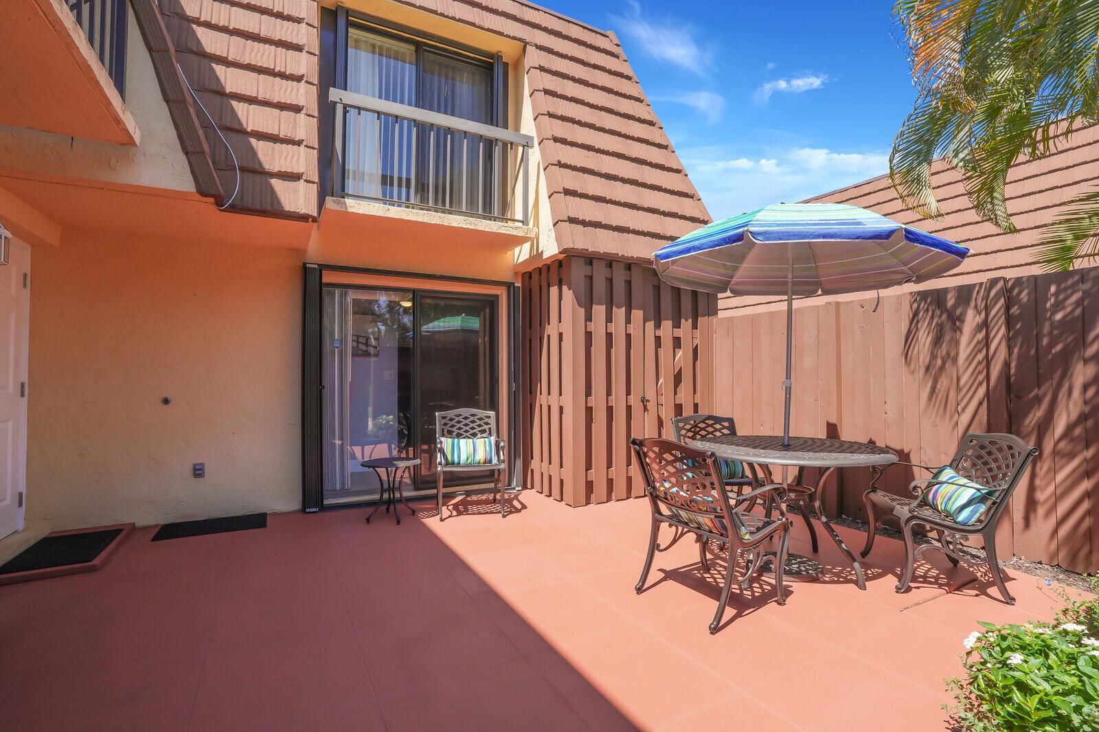 825 Center St #14a Jupiter, FL 33458