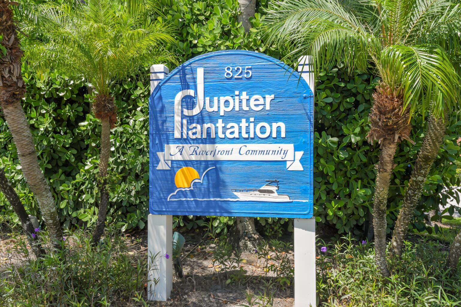 825 Center St #14a Jupiter, FL 33458