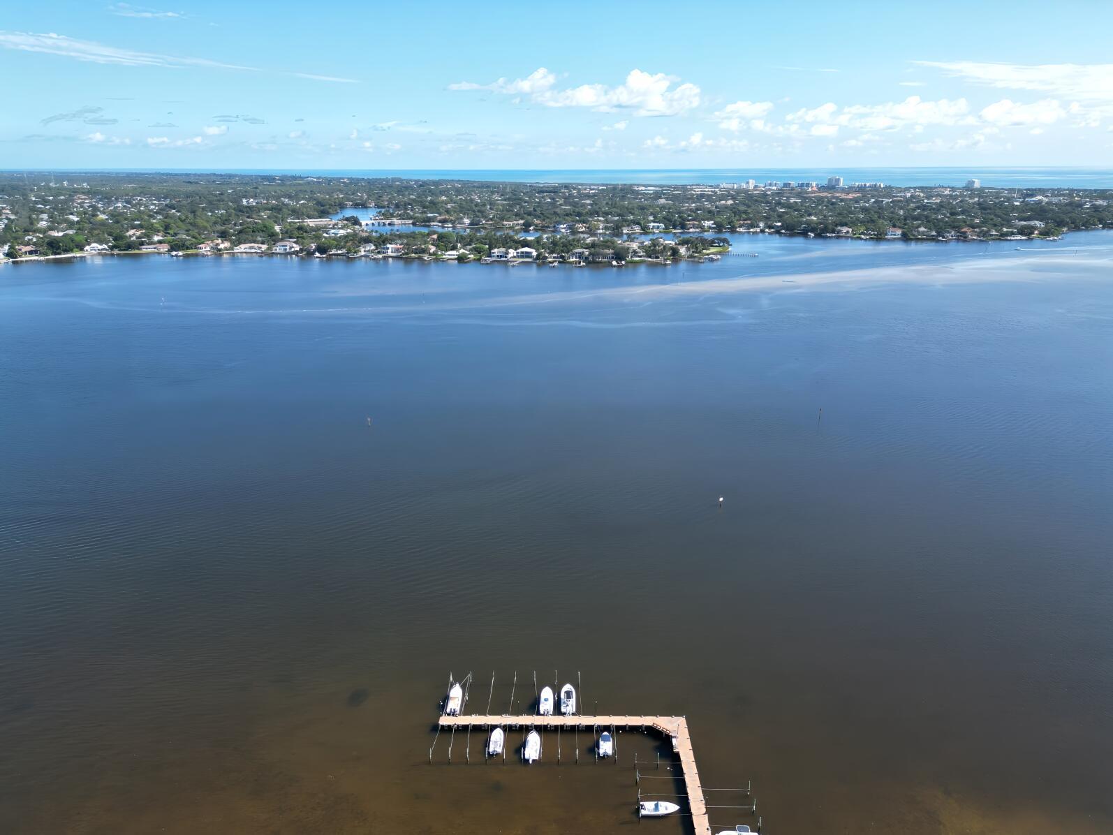 825 Center St #14a Jupiter, FL 33458