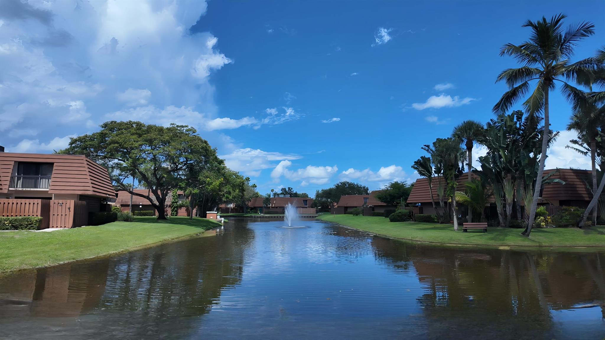 825 Center St #14a Jupiter, FL 33458