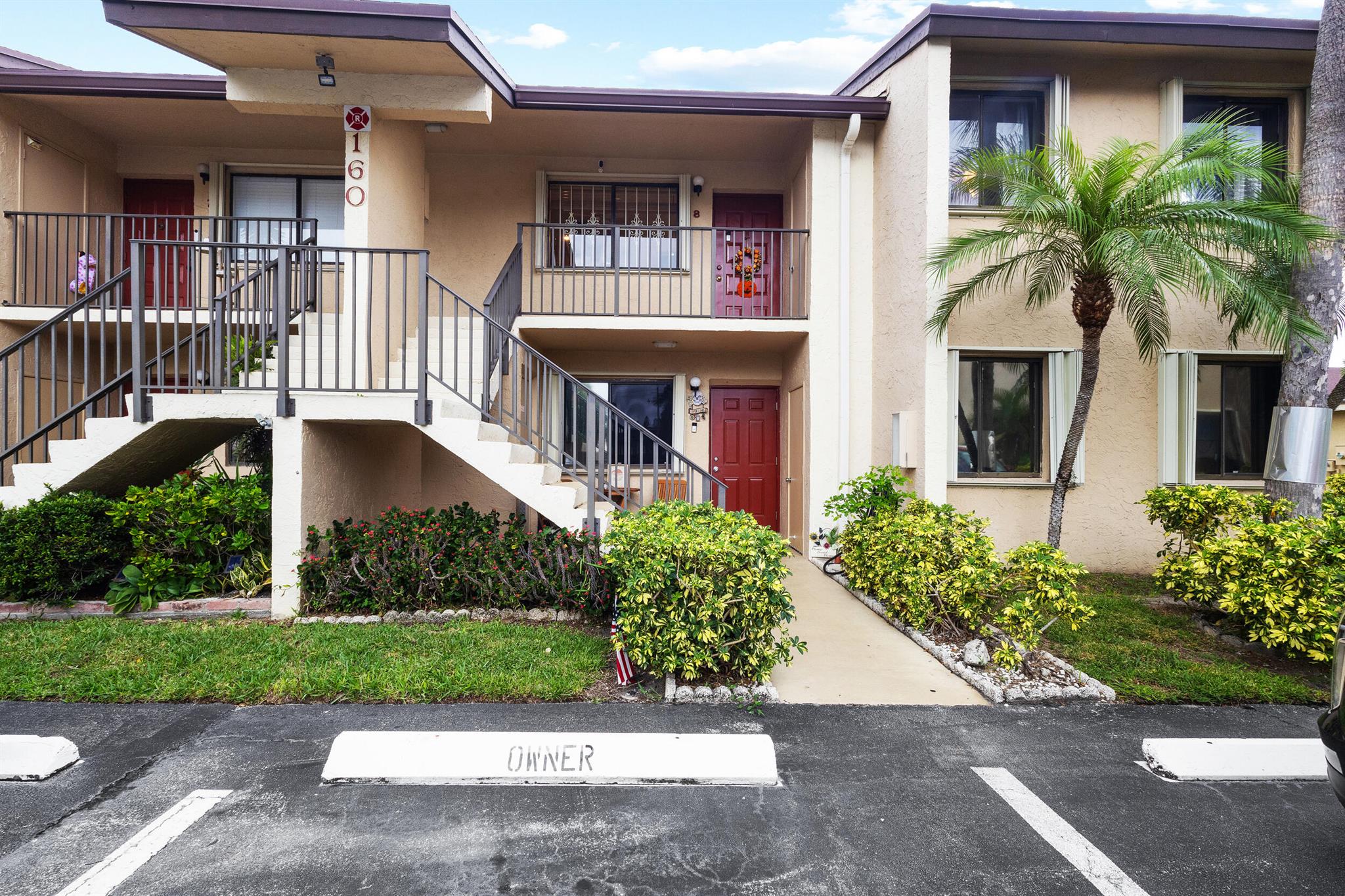 160 SE 7th St #408