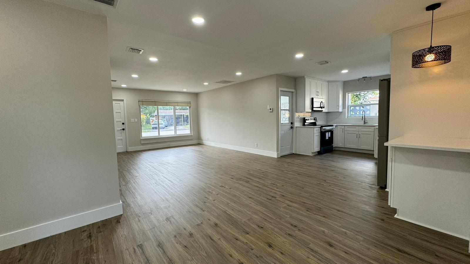 2008 NW 10th Ave Fort Lauderdale, FL 33311