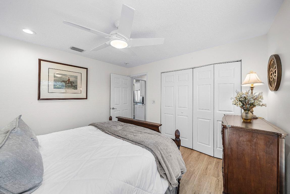 18670 SE Lakeside Jupiter, FL 33469