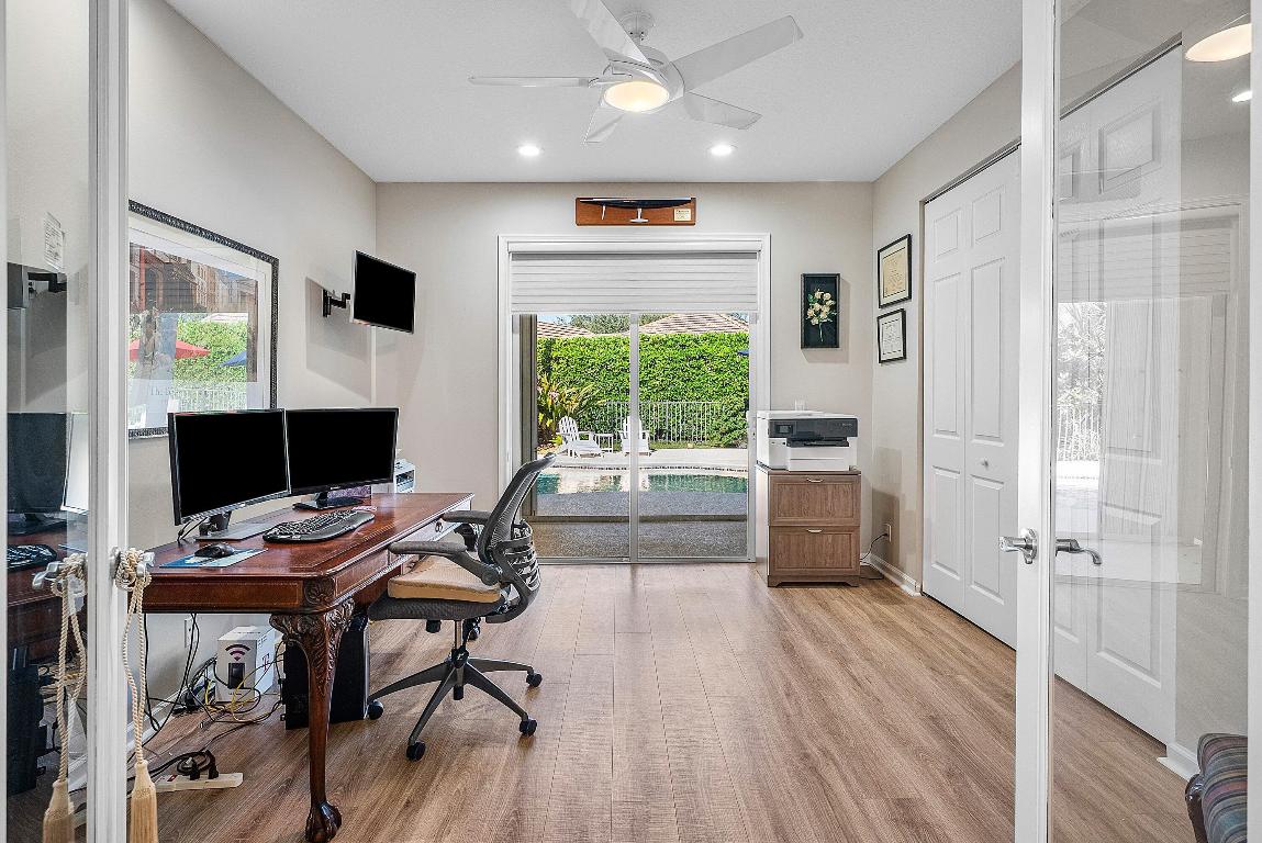 18670 SE Lakeside Jupiter, FL 33469