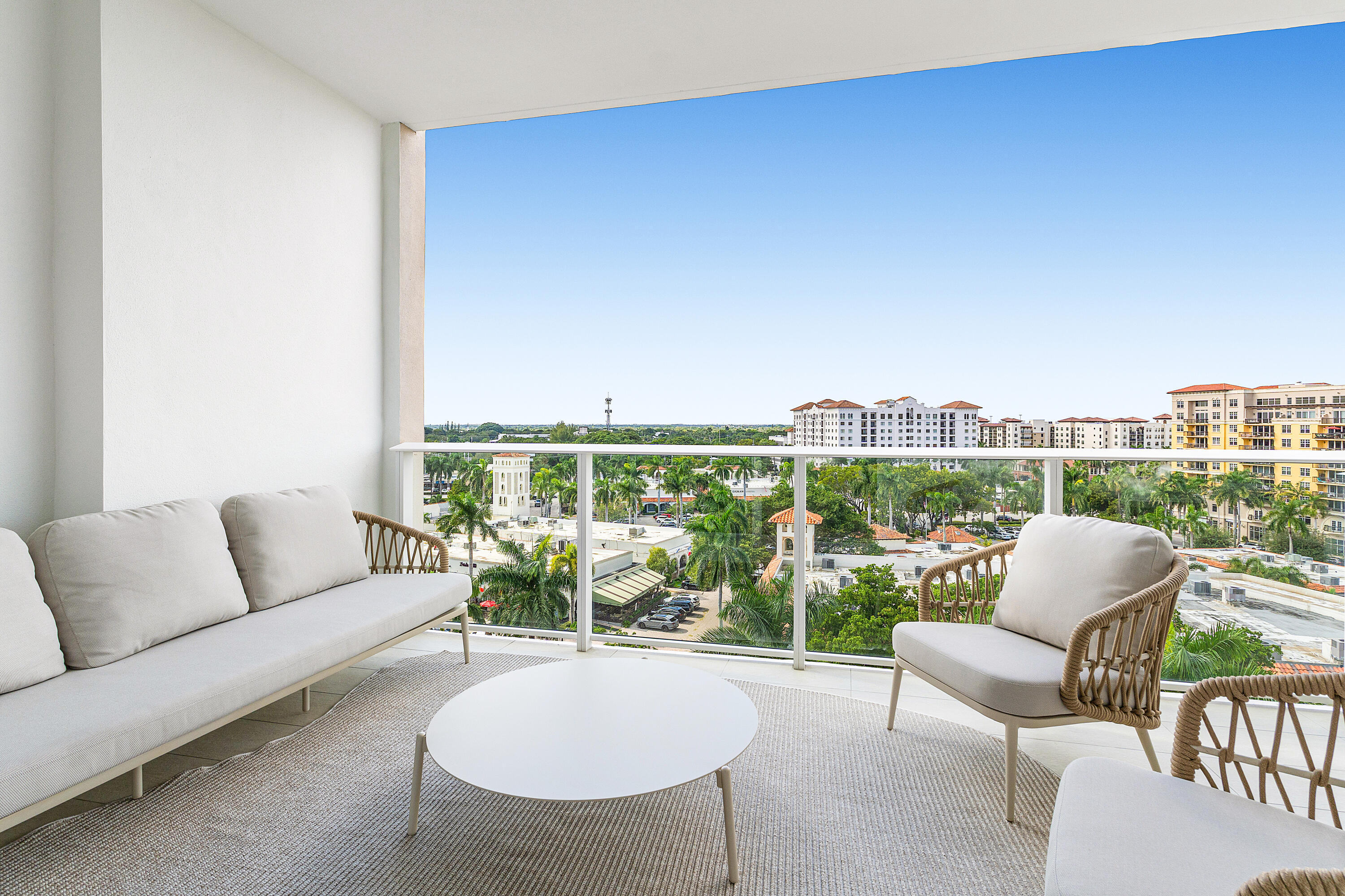 220 SE Mizner #810 Boca Raton, FL 33432