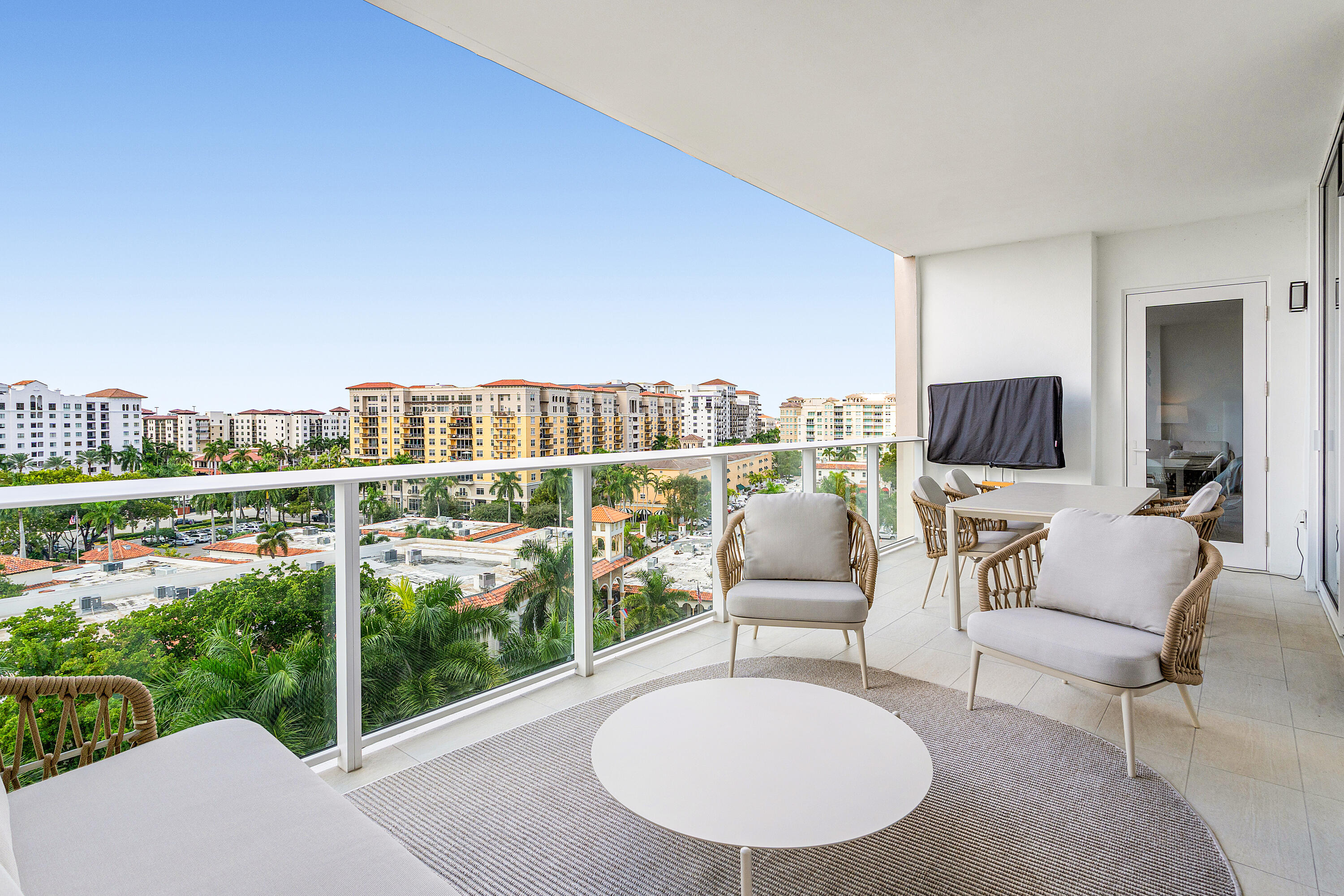 220 SE Mizner #810 Boca Raton, FL 33432