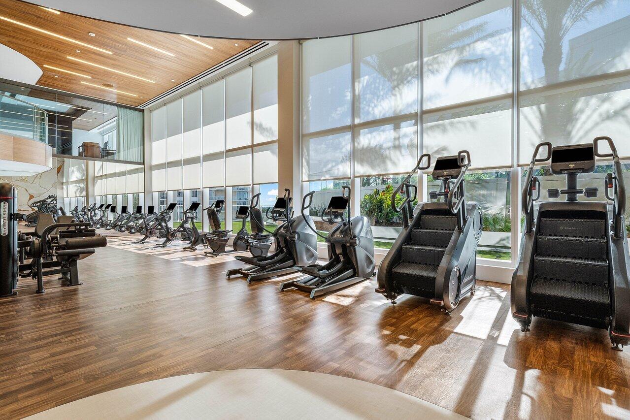 220 SE Mizner #810 Boca Raton, FL 33432