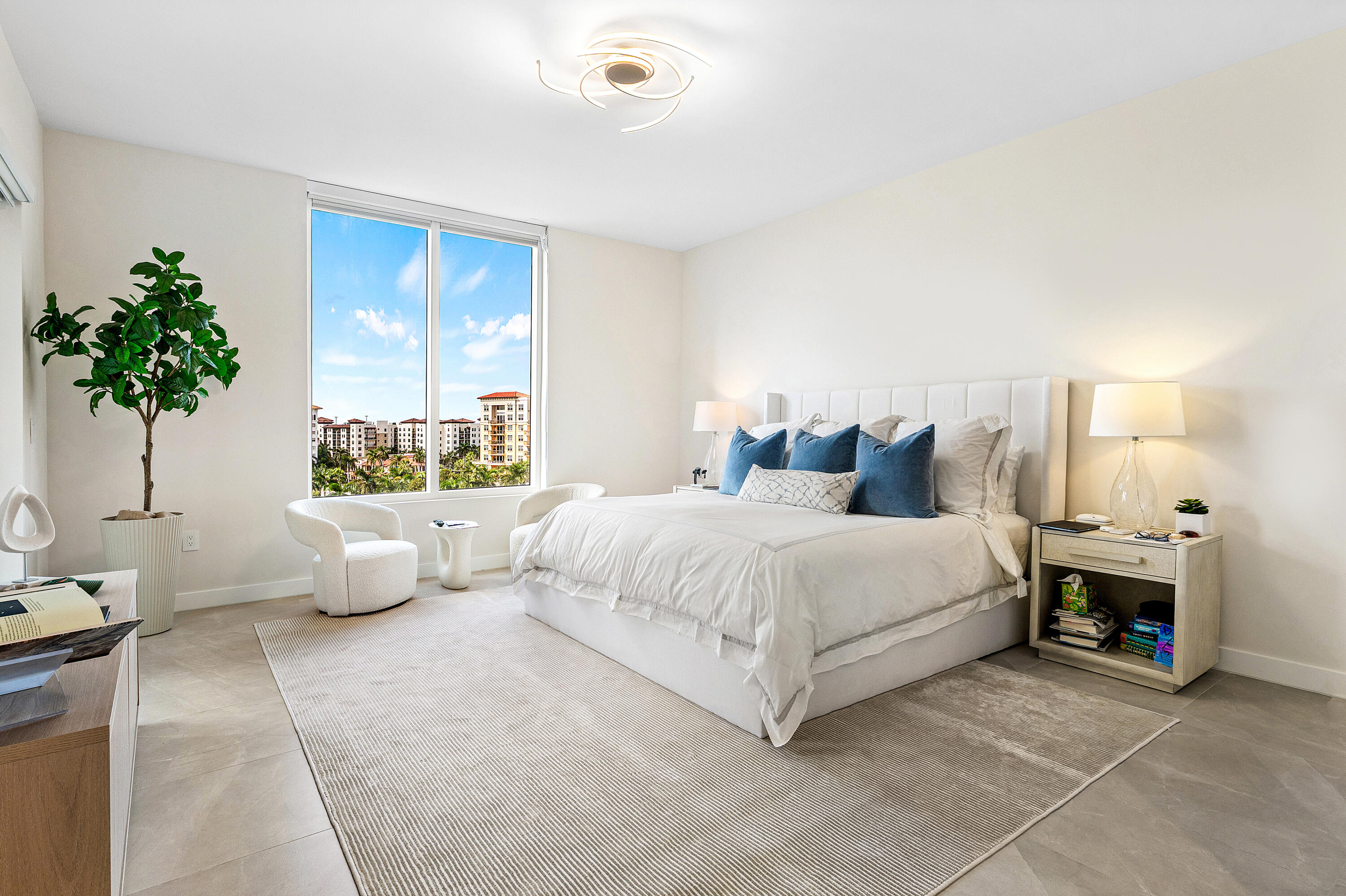 220 SE Mizner #810 Boca Raton, FL 33432