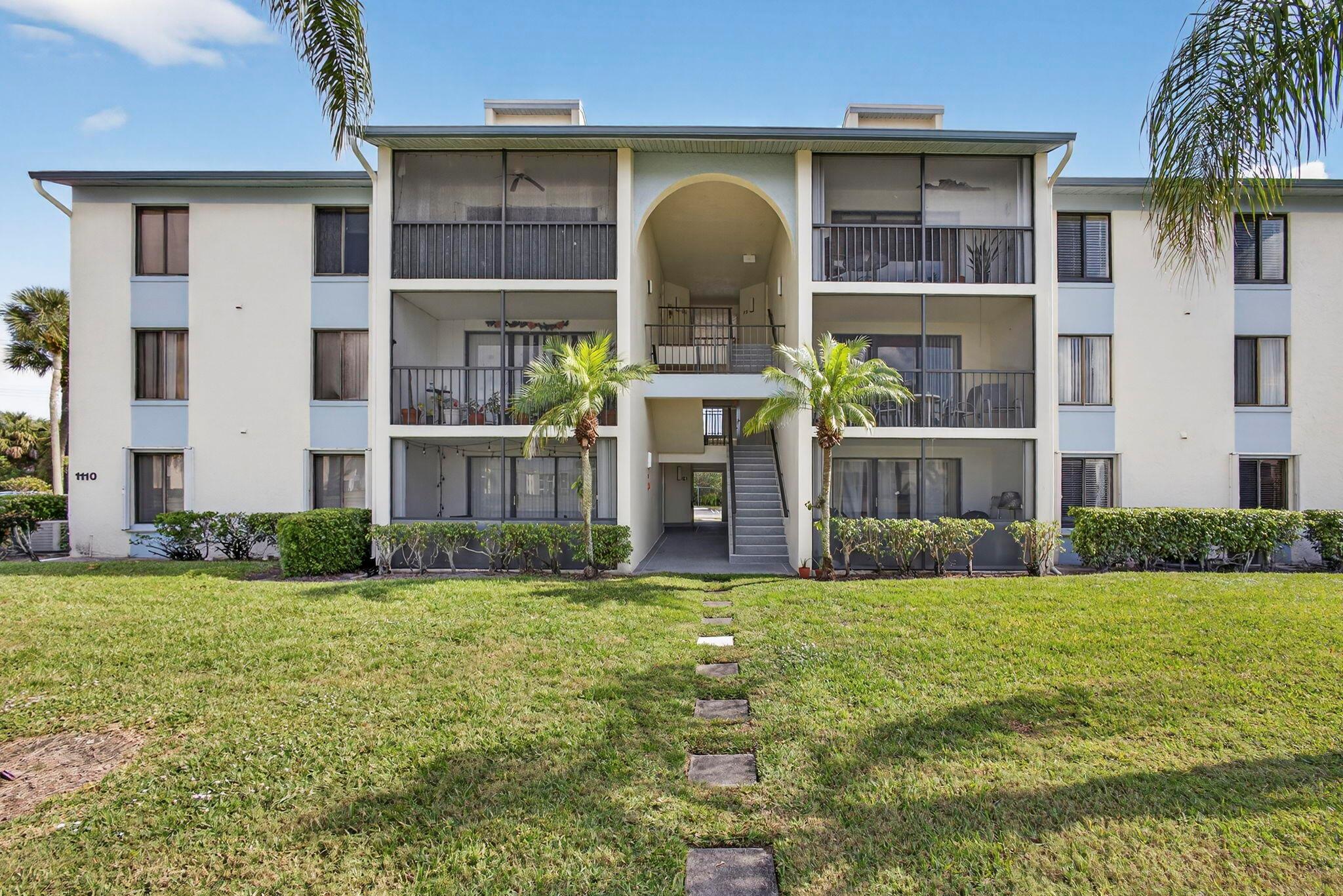 1110 Green Pine Blvd #G1