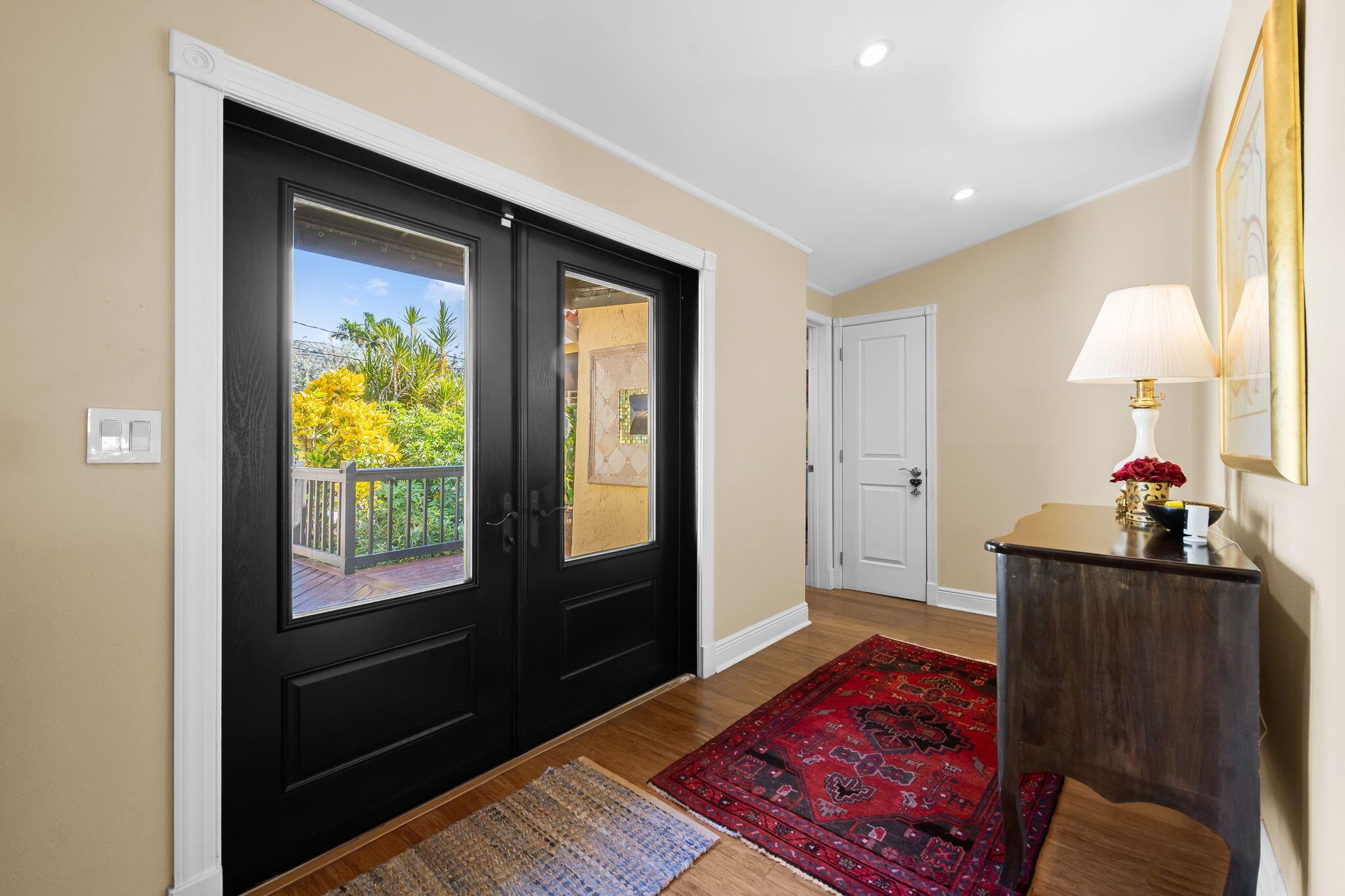 713 SE 25th Ave Fort Lauderdale, FL 33301