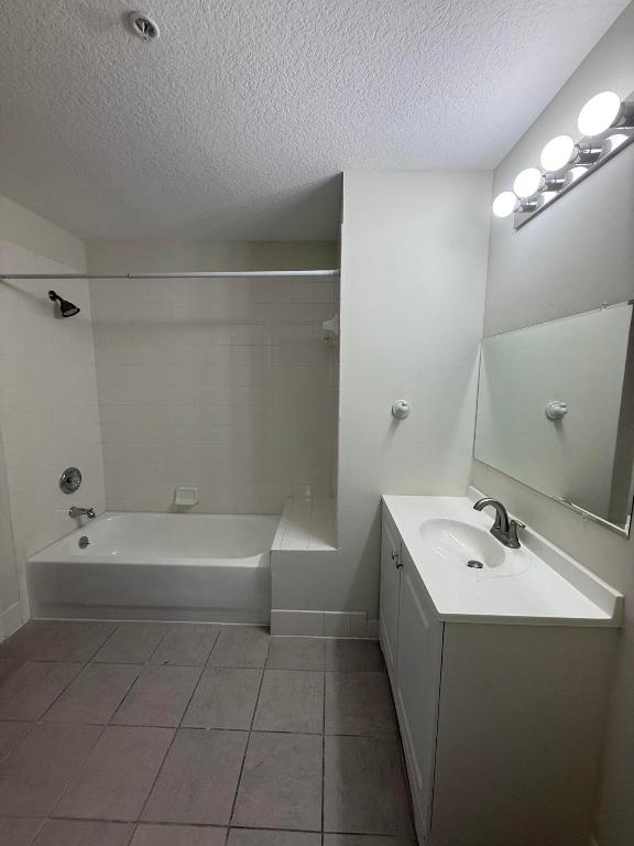 1200 Town Ctr #206 Jupiter, FL 33458