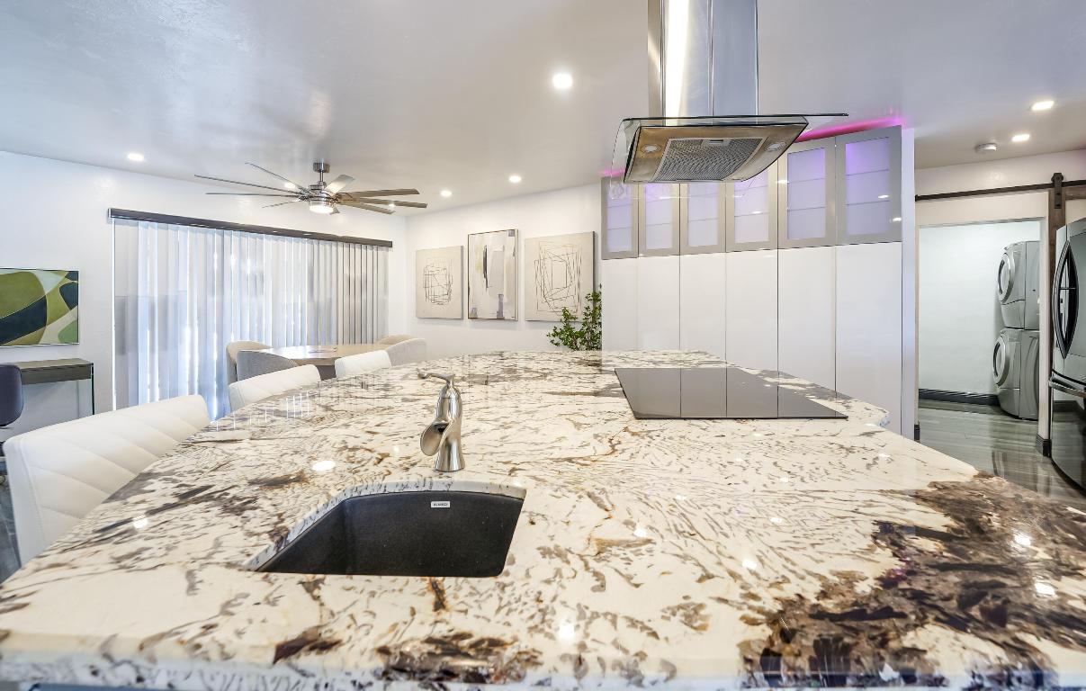 2531 NE 47th Lighthouse Point, FL 33064