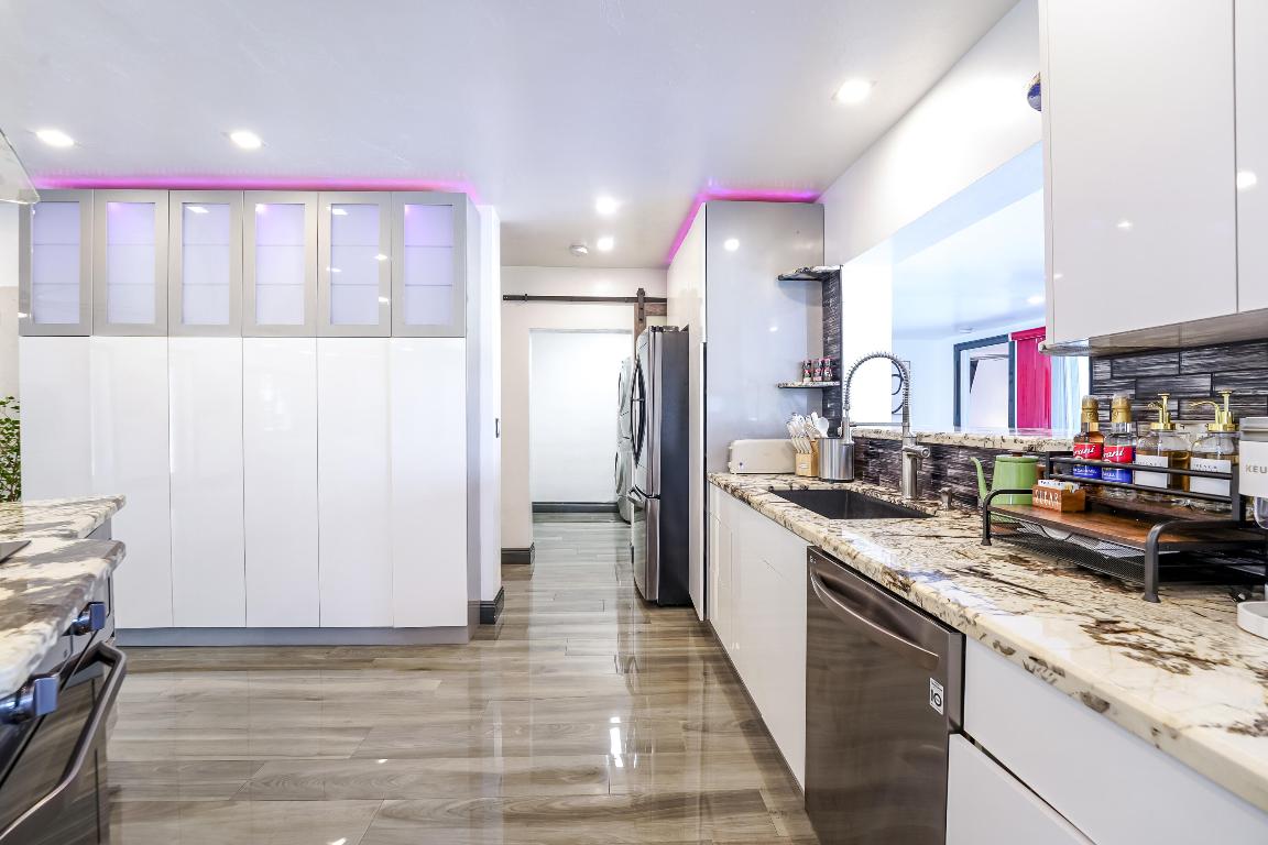 2531 NE 47th Lighthouse Point, FL 33064