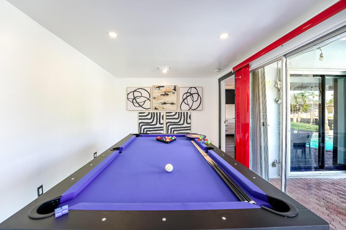 2531 NE 47th Lighthouse Point, FL 33064