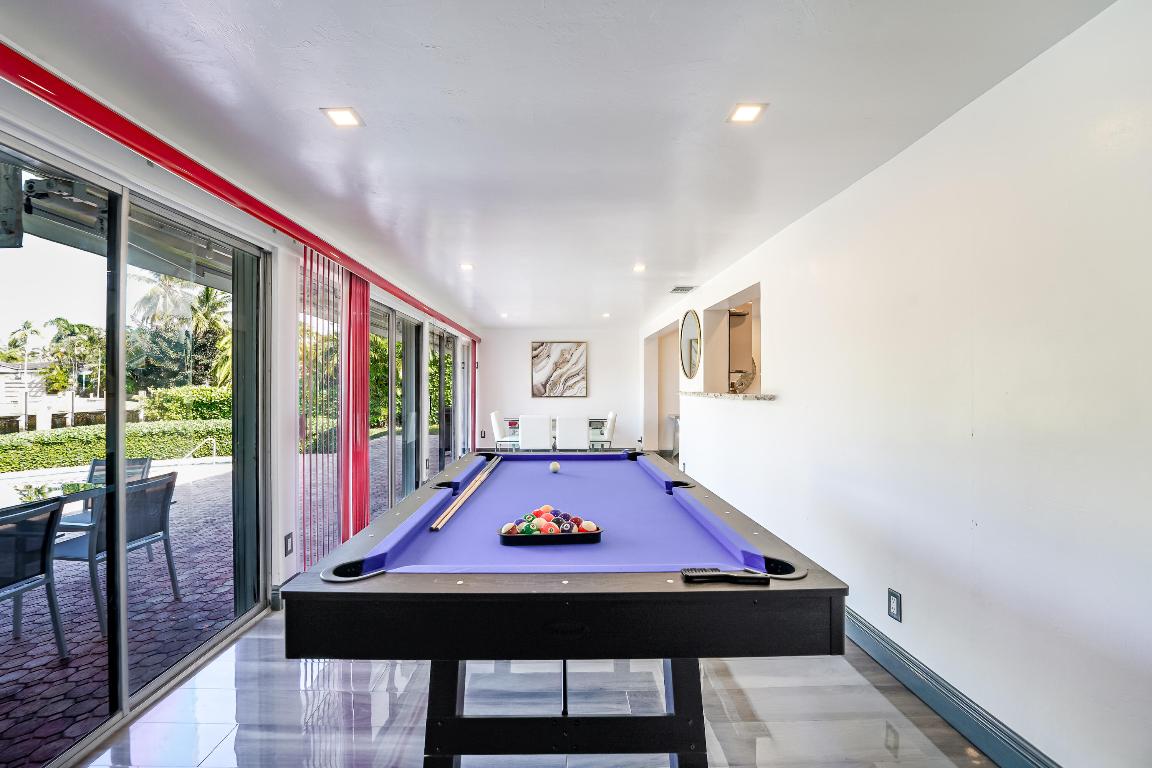 2531 NE 47th Lighthouse Point, FL 33064