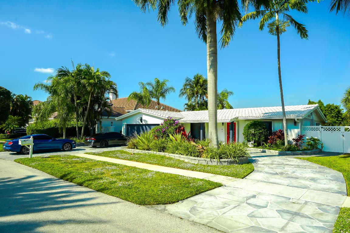 2531 NE 47th Lighthouse Point, FL 33064